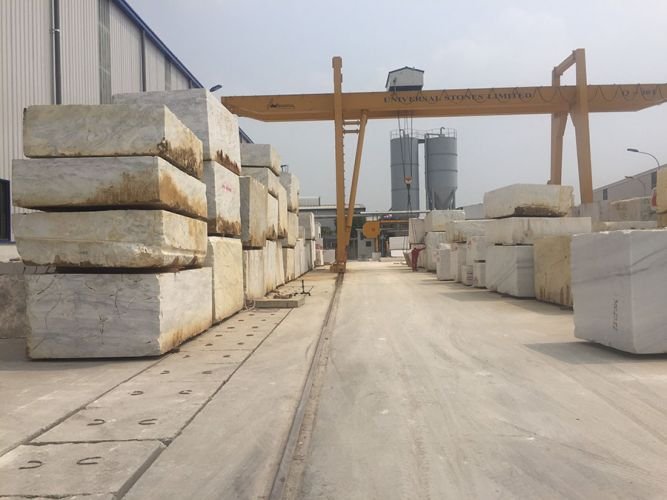 USL'S BLOCK YARD1
